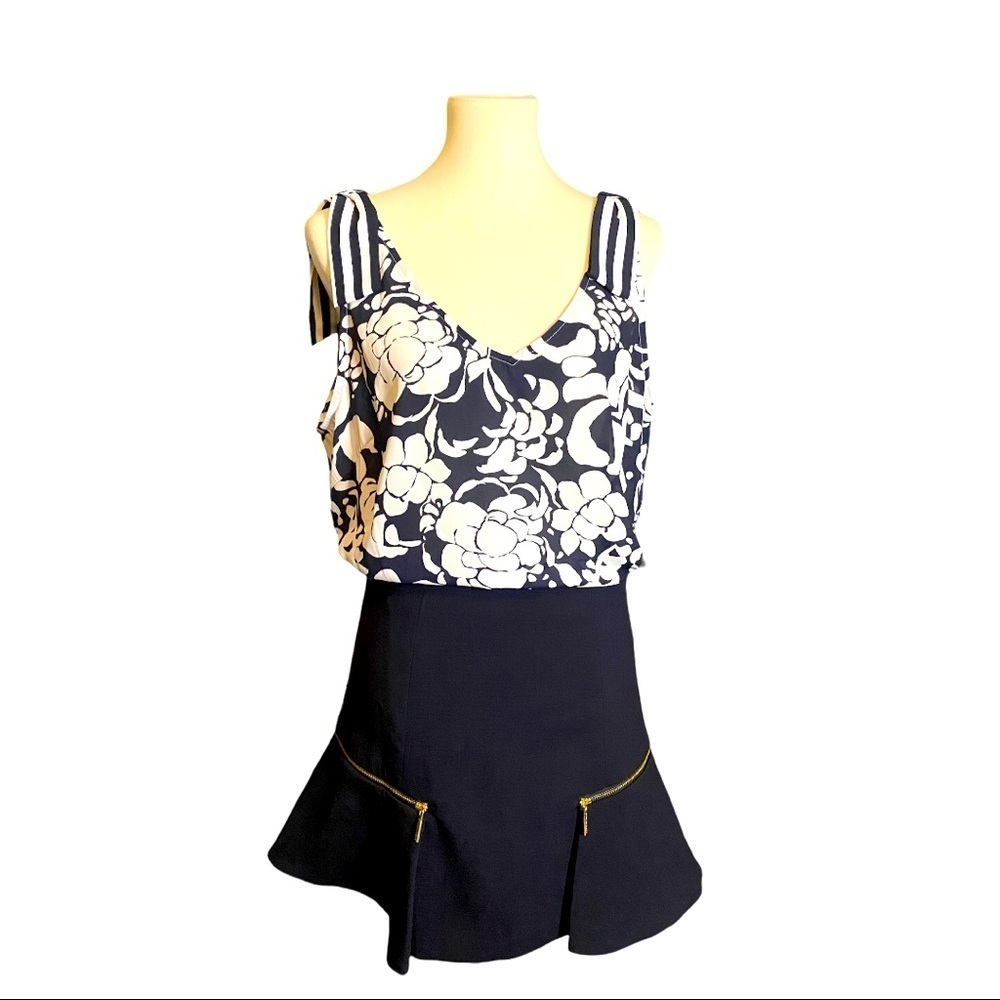 NWT! Michael Michael Kors Blue Mini Skirt with Faux Zipper Embellishments.